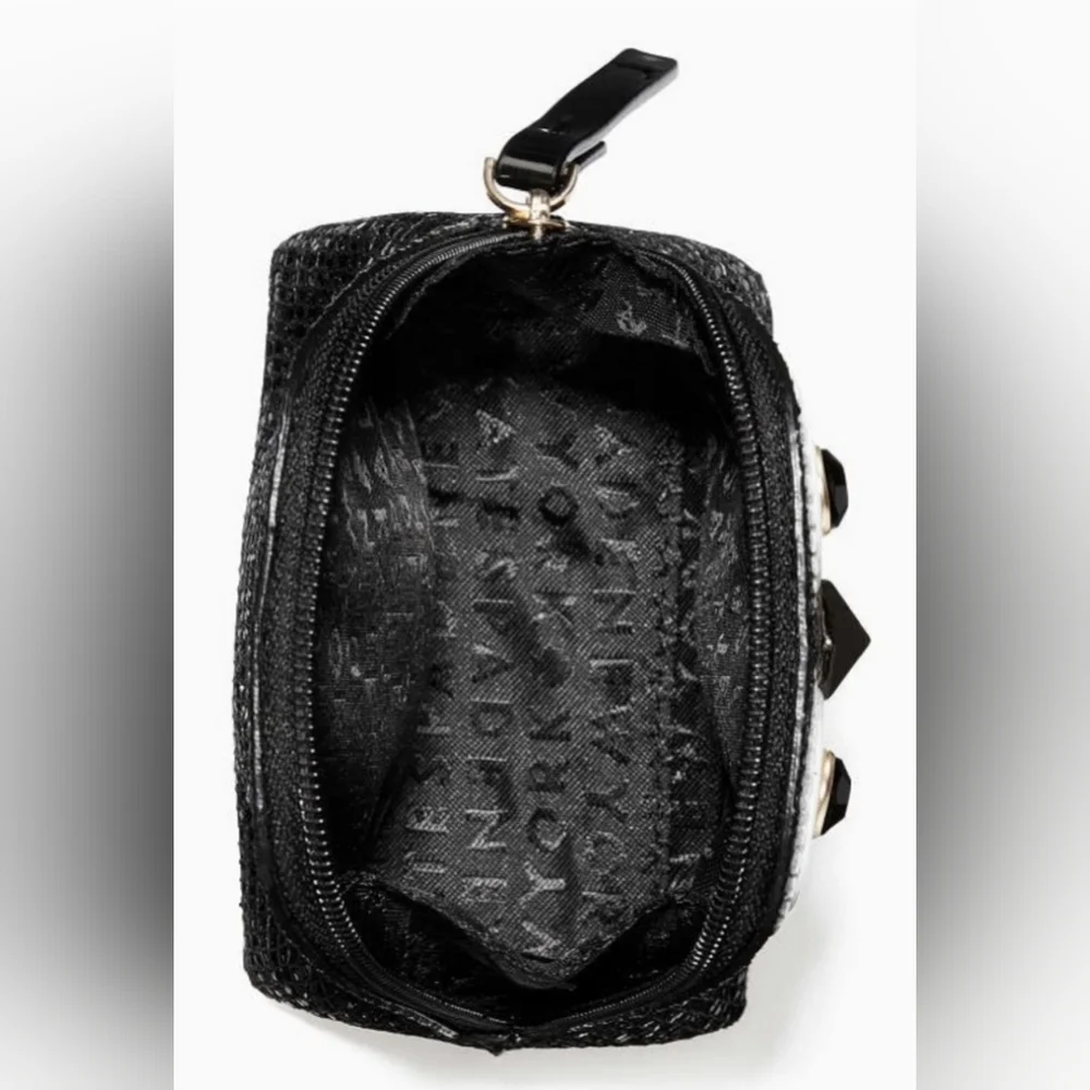 Kate Spade Clifton Lane Penguin Coin Purse - Picture 7 of 8